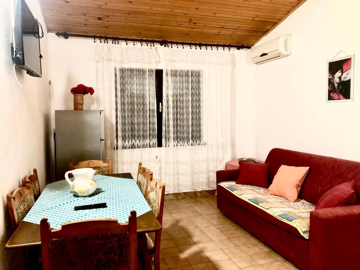 Nar Apartment Mrljane Exteriör bild